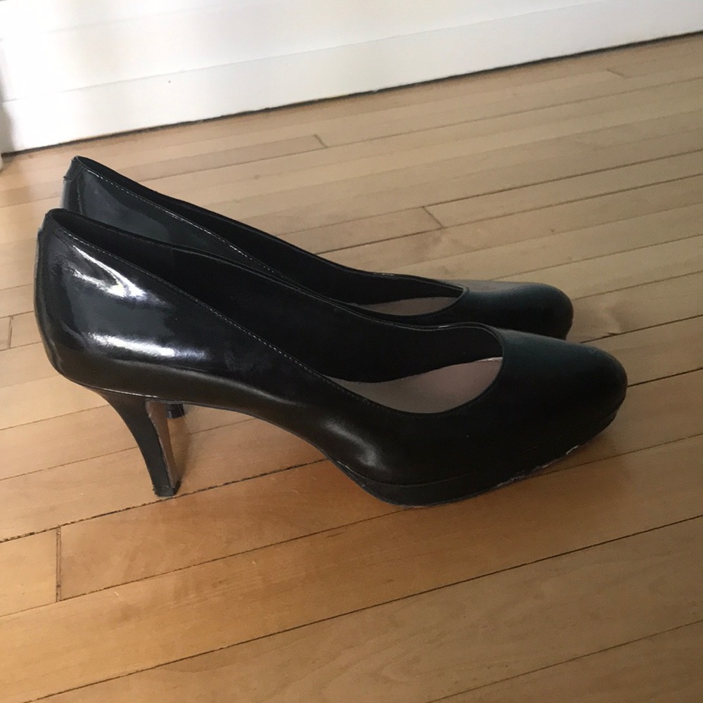 Vince Camuto black heels